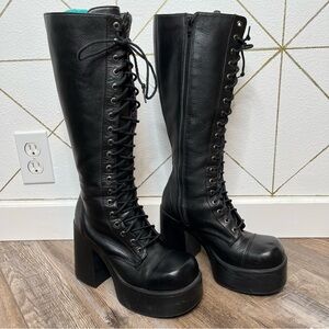 Vintage Y2K Candie’s Chunky Platform Lace Up Front Side Zip Moto Boot Size 7